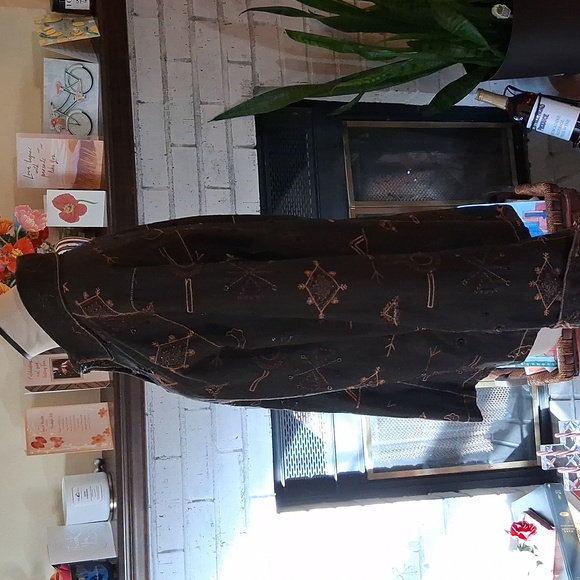 Button-up Denim Jacket With Beaded Pattern - Picture 2 of 4